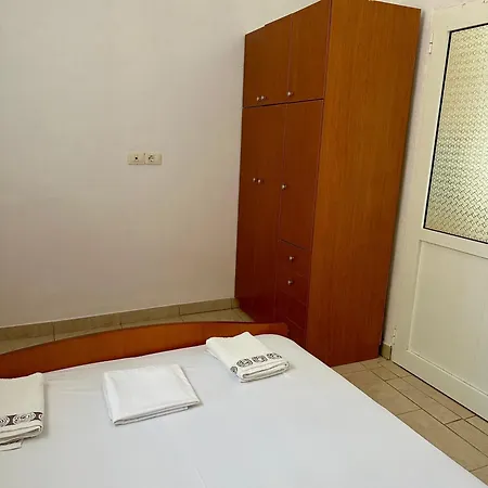 Albert Guest House Гостевой дом