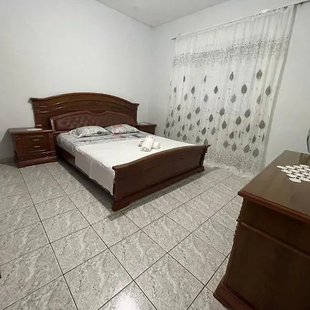 Pensjonat Albert Guest House Borsh